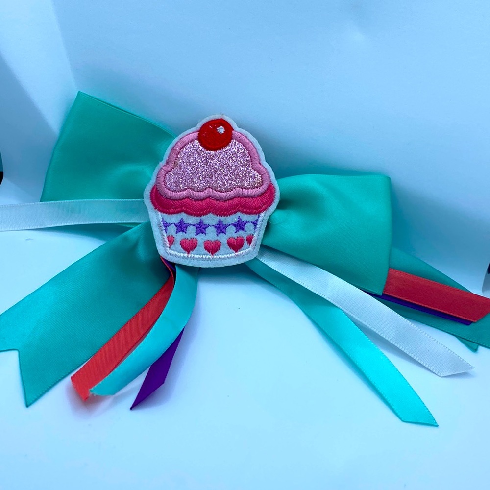 Party city cupcake bow
